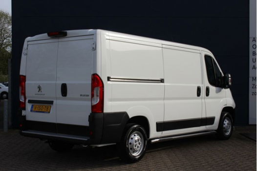 Peugeot Boxer - GB 333 L2H1 BlueHDi 130PK Premium, NAVI, BULL/SIDEBARS - 1