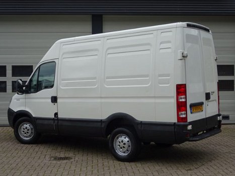 Iveco Daily - 35S13 L2H2 - 3.500 kg Trekgewicht - APK - Airco - 1