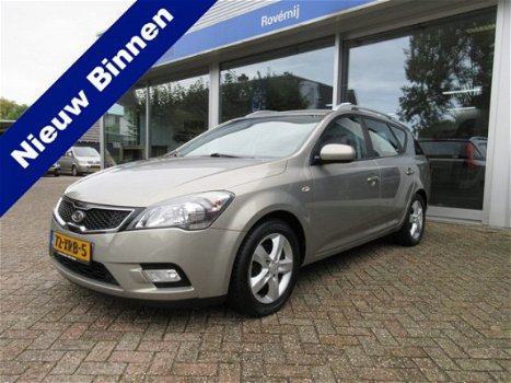 Kia Cee'd - 1.4 CVVT Navigator Plus Pack NAVIGATIE/ CLIMATRONIC/ CRUISE CONTROL - 1