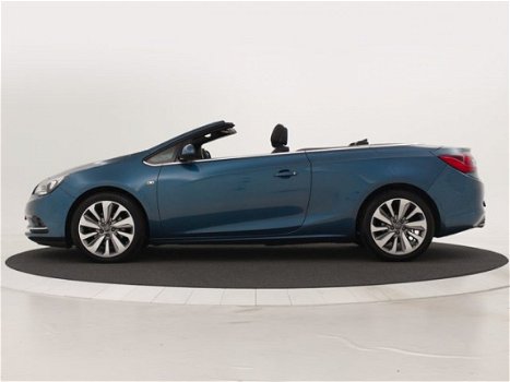 Opel Cascada - 1.6 Turbo Cosmo Navigatie | Lederen bekleding | Cruise control | Climate control 