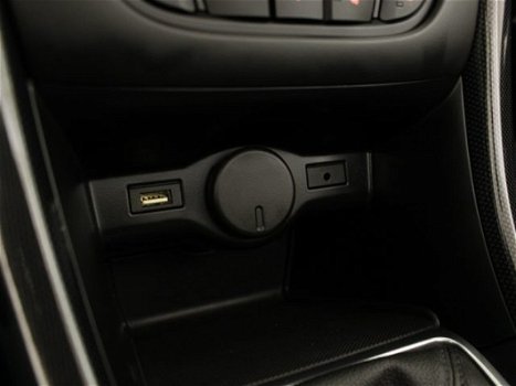 Opel Cascada - 1.6 Turbo Cosmo Navigatie | Lederen bekleding | Cruise control | Climate control 