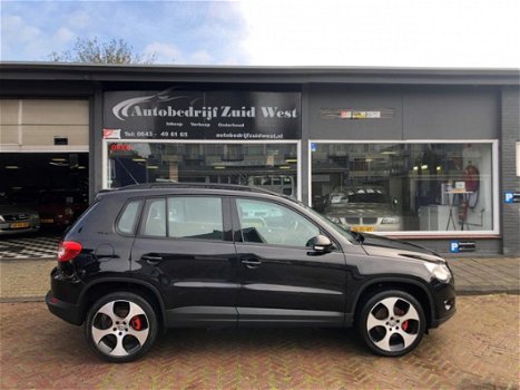 Volkswagen Tiguan - 1.4 TSI Comfort&Design 2e Eig 19Inch Pdc Nap - 1