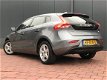 Volvo V40 - 2.0 D2 Summum Business , NU 80, - KORTING, Achteruit rij camera, BOVAG garantie - 1 - Thumbnail