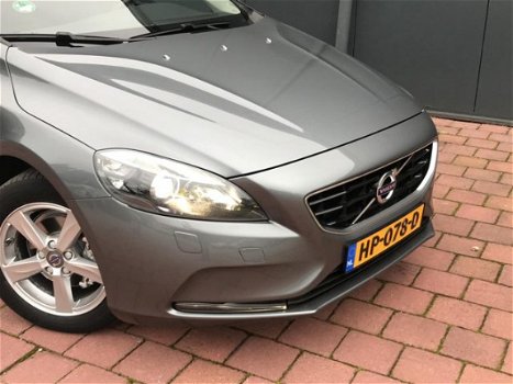 Volvo V40 - 2.0 D2 Summum Business , NU 80, - KORTING, Achteruit rij camera, BOVAG garantie - 1