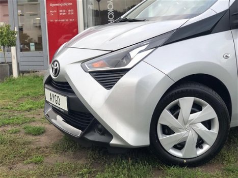 Toyota Aygo - 1.0 x-shift x-play | Airco, Mirrorlink, Camera - 1