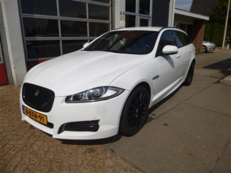 Jaguar XF Sportbrake - 3.0D Premium Business Ed. Aut. NAVI/CLIMA/CRUISE/LEER - 1