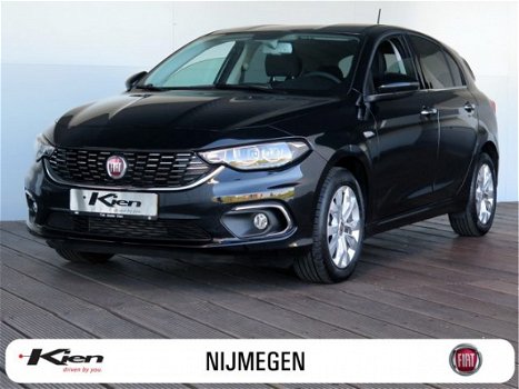 Fiat Tipo. - 1.4 T-Jet Business Lusso 120pk / Adaptive Cruise control / Leder / Navigatie - 1