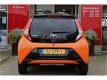 Toyota Aygo - 1.0 VVT-i x-cite 5drs Airco Parkeercamera - 1 - Thumbnail