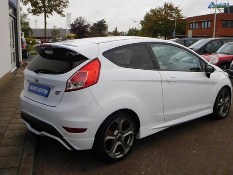 Ford Fiesta - 1.6 ST2 - 1