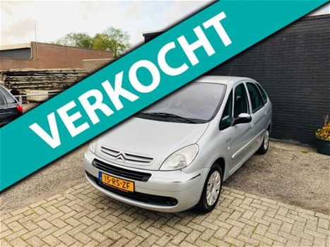 Citroën Xsara Picasso - 2.0i-16V Attraction automaat airco ecc cruise control - 1