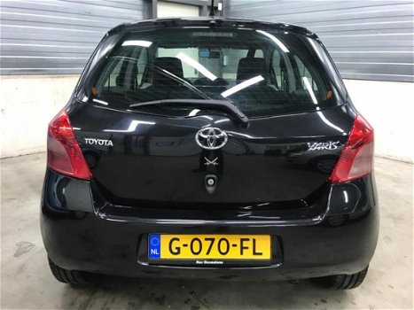 Toyota Yaris - 1.3 VVTi Terra NAP 5drs AIRCO dealeronderhouden - 1