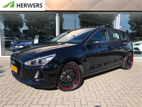 Hyundai i30 - 1.0 T-GDI Comfort | Navi | Clima | Camera | 17'' L.M. Velgen | Bluetooth | Trekhaak - 1