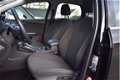Ford Focus Wagon - 1.6 TI-VCT Titanium AUTOMAAT [ NAVIGATIE PARKEERSENSOREN CRUISE CONTROLE ] - 1 - Thumbnail
