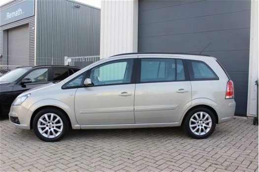 Opel Zafira - 1.8 Temptation /Automaat/Weinig Kilometers/Rijklaar Prijs - 1