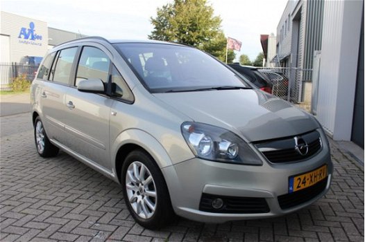 Opel Zafira - 1.8 Temptation /Automaat/Weinig Kilometers/Rijklaar Prijs - 1