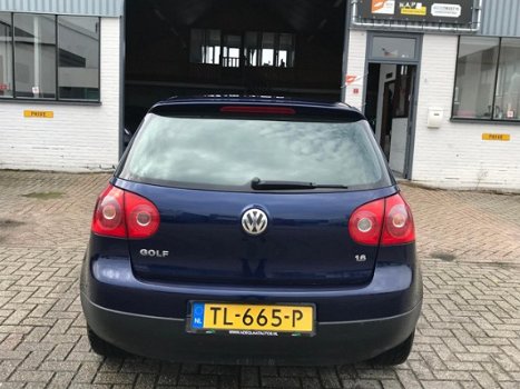 Volkswagen Golf - 1.6 Trendline AUT/ 4x El. raam/ Climate/ APK - 1