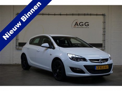 Opel Astra - 1.6 Turbo Design Edition 170PK Navigatie. Nationale Autopas (NAP) - 1