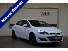 Opel Astra - 1.6 Turbo Design Edition 170PK Navigatie. Nationale Autopas (NAP)