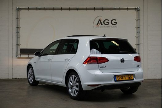 Volkswagen Golf - 1.2 TSI CUP Edition. Automaat. Xenon. Panoramadak. Top Staat - 1