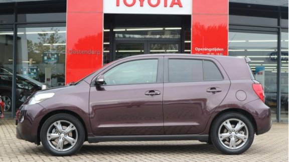 Toyota Urban Cruiser - 1.3 VVT-i Dynamic | Navigatie | Trekhaak | Climate control | - 1