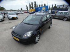 Ford Fiesta - 1.3-8V Champion / Airco / Nette auto / Elektrische ramen / 5-Deurs