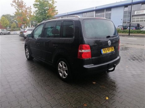 Volkswagen Touran - 2.0 TDI Highline AUTOMAAT NAP STOELVERWARMING CLIMATE CONTROLE APK 06-2020 - 1