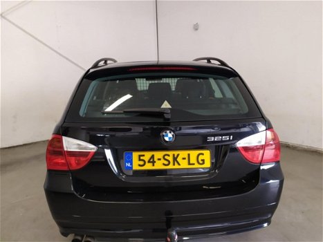 BMW 3-serie Touring - 325i High Executive - 1