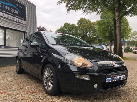 Fiat Punto Evo - 1.4 Natural Power Easy Start/stop- Navigatie (Modeljaar 2012, Bj 2011) - 1