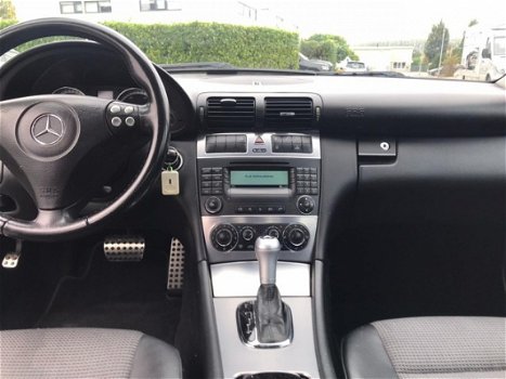 Mercedes-Benz C-klasse - 200 CDI Avantgarde / facelift / automaat / bi-xenon - 1