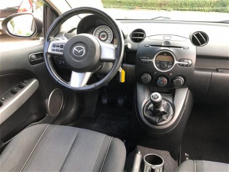 Mazda 2 - 2 1.3hp S-VT Executive | Stoelverwarming | Airco | Nieuwe apk | - 1