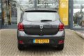 Dacia Sandero - TCe 90 Laureate Parkeersensoren/ Bluetooth / Airco / DAB - 1 - Thumbnail