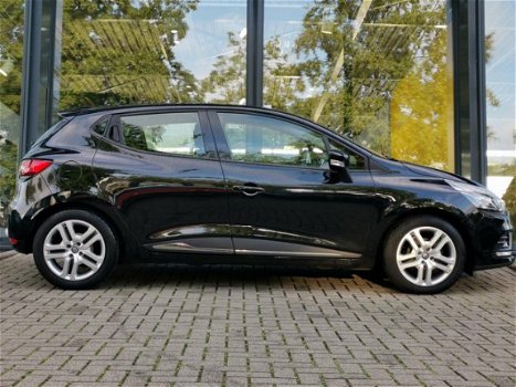 Renault Clio - TCe 90 Zen Navigatie / Cruise control - 1