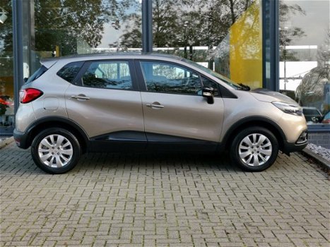 Renault Captur - TCe 90 Expression / Airco / Lm. velgen - 1