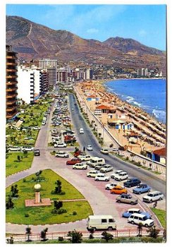 R165 Fuengirola Costa del Sol Promenade am Meer Spanje Auto's - 1