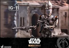 Hot Toys Star Wars The Mandalorian IG-11 TMS008