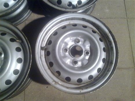 4 Stalen Velgen 13 Inch Nissan Micra 100 NX Sunny 4x100 - 2