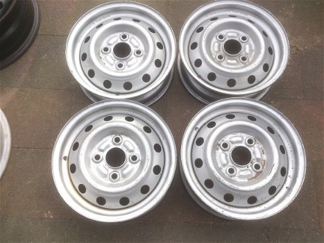 4 Stalen Velgen Daihatsu Cuore 4x100 12 Inch - 1