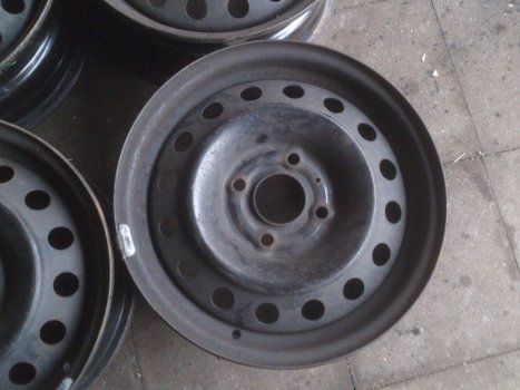 4 Stalen Velgen Nissan Primera Almera 15 Inch 4x114,3 - 2