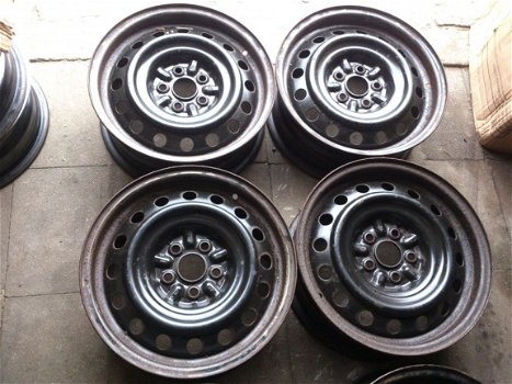 4 Stalen Velgen 15 Inch Toyota Avensis T 22 T 25 5x100‏ - 1