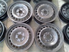 4 Stalen velgen Mercedes Benz W169 W245 A + B klasse 5x112