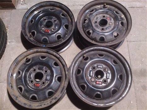 4 Stalen Velgen Toyota Starlet Corolla Yaris 13 Inch 4x100 - 1