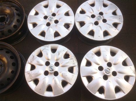 4 Stalen Velgen Nissan Micra 4x100 14 Inch‏‏ + Wieldoppen - 1