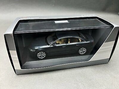 1:43 Schuco AUDI A6 C7 sedan Aviatorblue metallic donkerblauw - 0