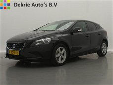 Volvo V40 - 2.0 D4 191PK Business / NAVI / PDC / AIRCO-ECC / CRUISE CTR. / XENON