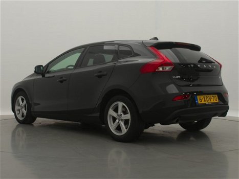 Volvo V40 - 2.0 D4 191PK Business / NAVI / PDC / AIRCO-ECC / CRUISE CTR. / XENON - 1