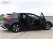 Volvo V40 - 2.0 D2 R-Design Leer Xenon Navi ECC PDC - 1 - Thumbnail