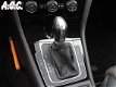Volkswagen Golf Variant - 1.6 TDi AUTOMAAT Leer Navi+Camera Trekhaak - 1 - Thumbnail