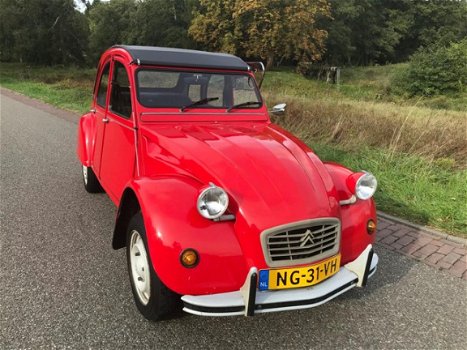 Citroën 2 CV - 2CV6 Special - 1