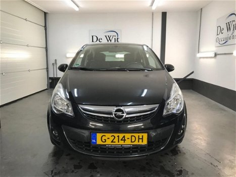 Opel Corsa - 1.4-16V in ZEER NETTE STAAT incl. NWE APK /GARANTIE - 1