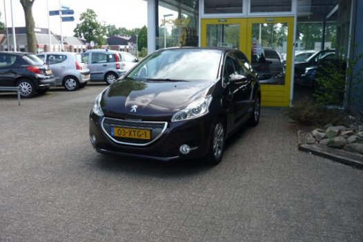 Peugeot 208 - 1.2 VTI ALLURE Airco/ECC - 1